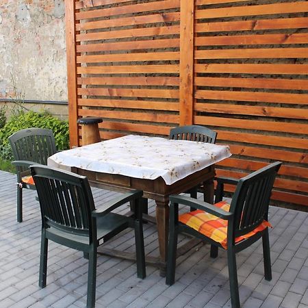 Suterenovy Apartman V Centre Piest'any Exterior photo